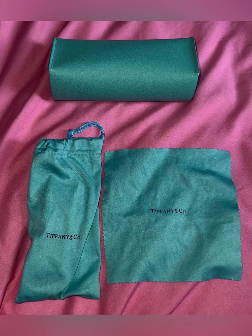 Tiffany & Co. Blue Black Polarized Tiffany’s T Collection Case/Dustbag/Cloth